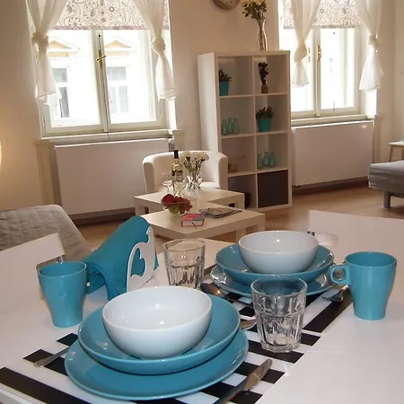New Large In The Centre Apartament Praga